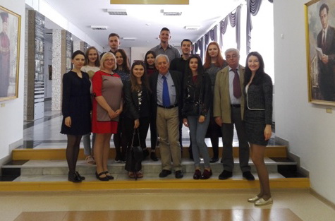 Студенты ГрГУ имени Янки Купалы встретились с представителями итальянского благотворительного фонда «Поможем им жить»