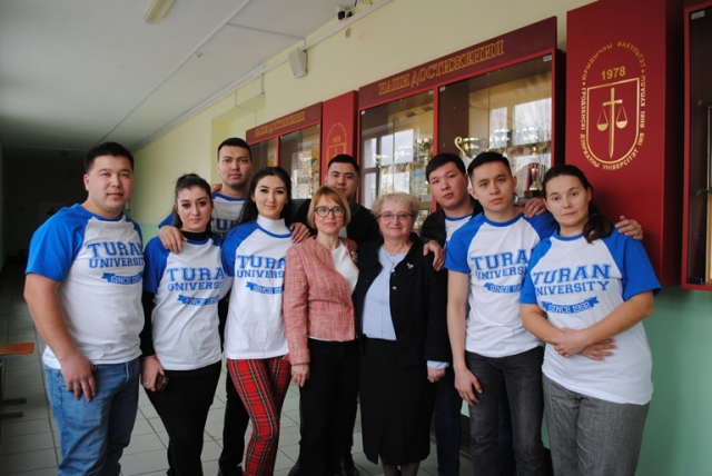 Делегация Университета «Туран» (г. Алматы, Республика Казахстан) посетила ГрГУ имени Янки Купалы