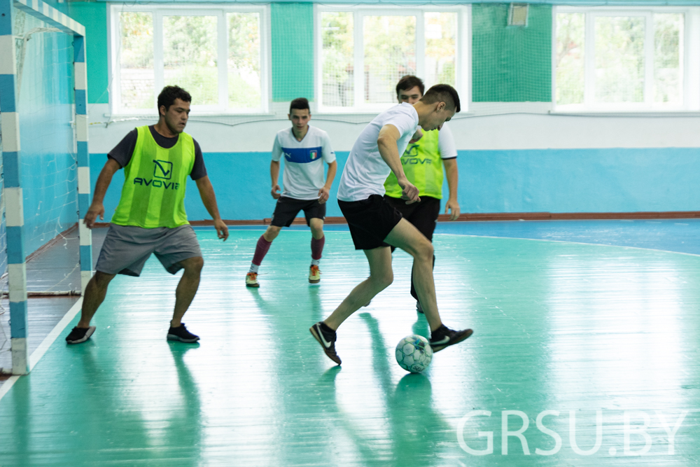 Товарищеский турнир по мини-футболу среди иностранных студентов прошел в ГрГУ имени Янки Купалы