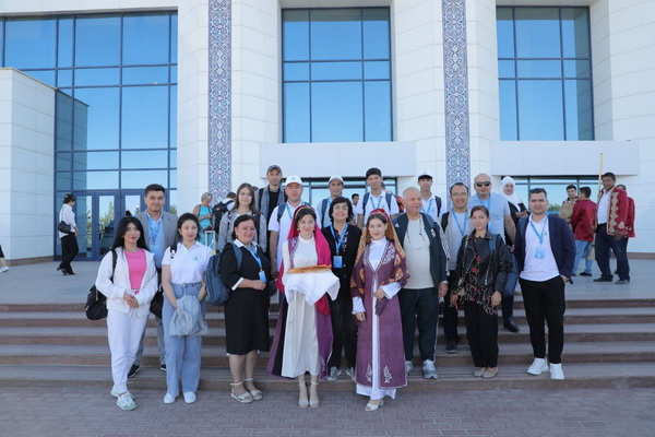 Студентка Купаловского университета выиграла в международной онлайн-викторине, организованной Общественным фондом «Ватандошлар»