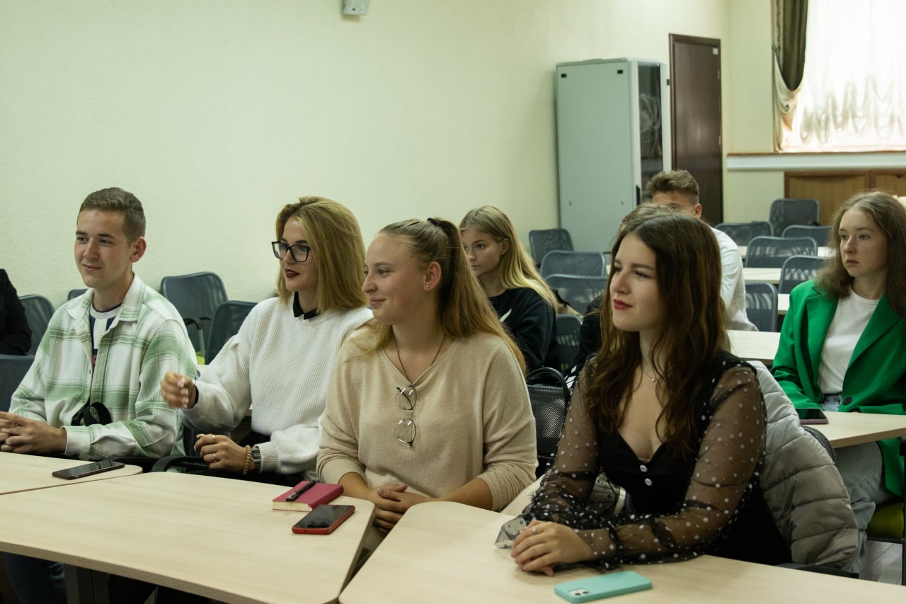 В ГрГУ имени Янки Купалы состоялось первое в новом учебном году заседание Совета старост