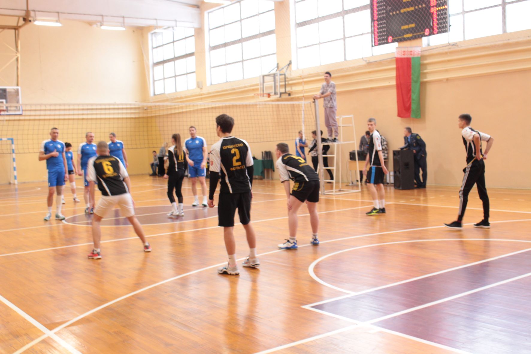 В ГрГУ имени Янки Купалы состоялся товарищеский матч по волейболу с организациями-партнерами