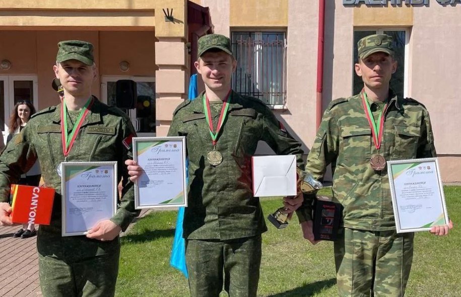 В Купаловском университете состоялись соревнования по военно-прикладному многоборью и многоборью ВСК