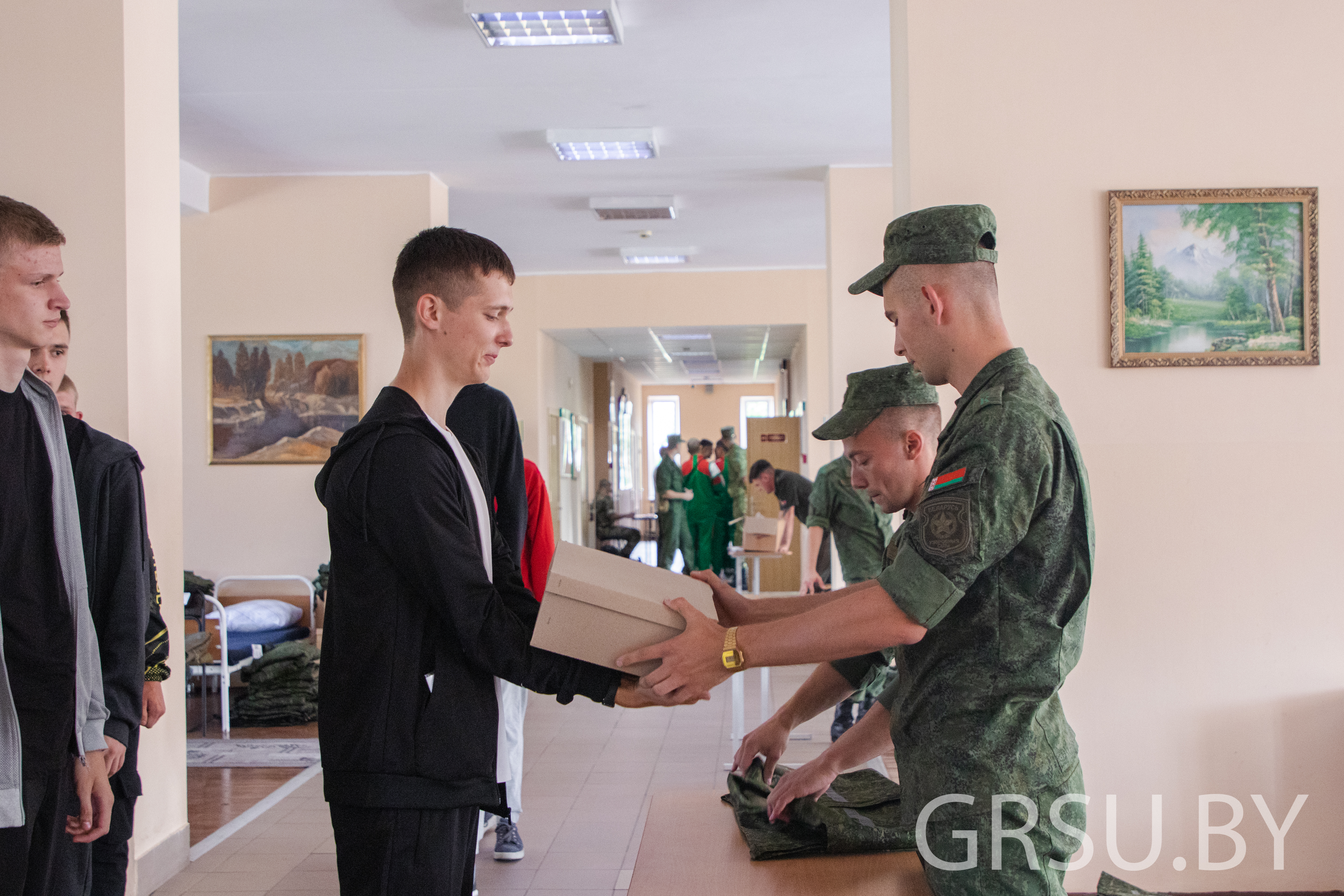 ФОТОФАКТ: Военный факультет ГрГУ имени Янки Купалы принимает в свои ряды первокурсников