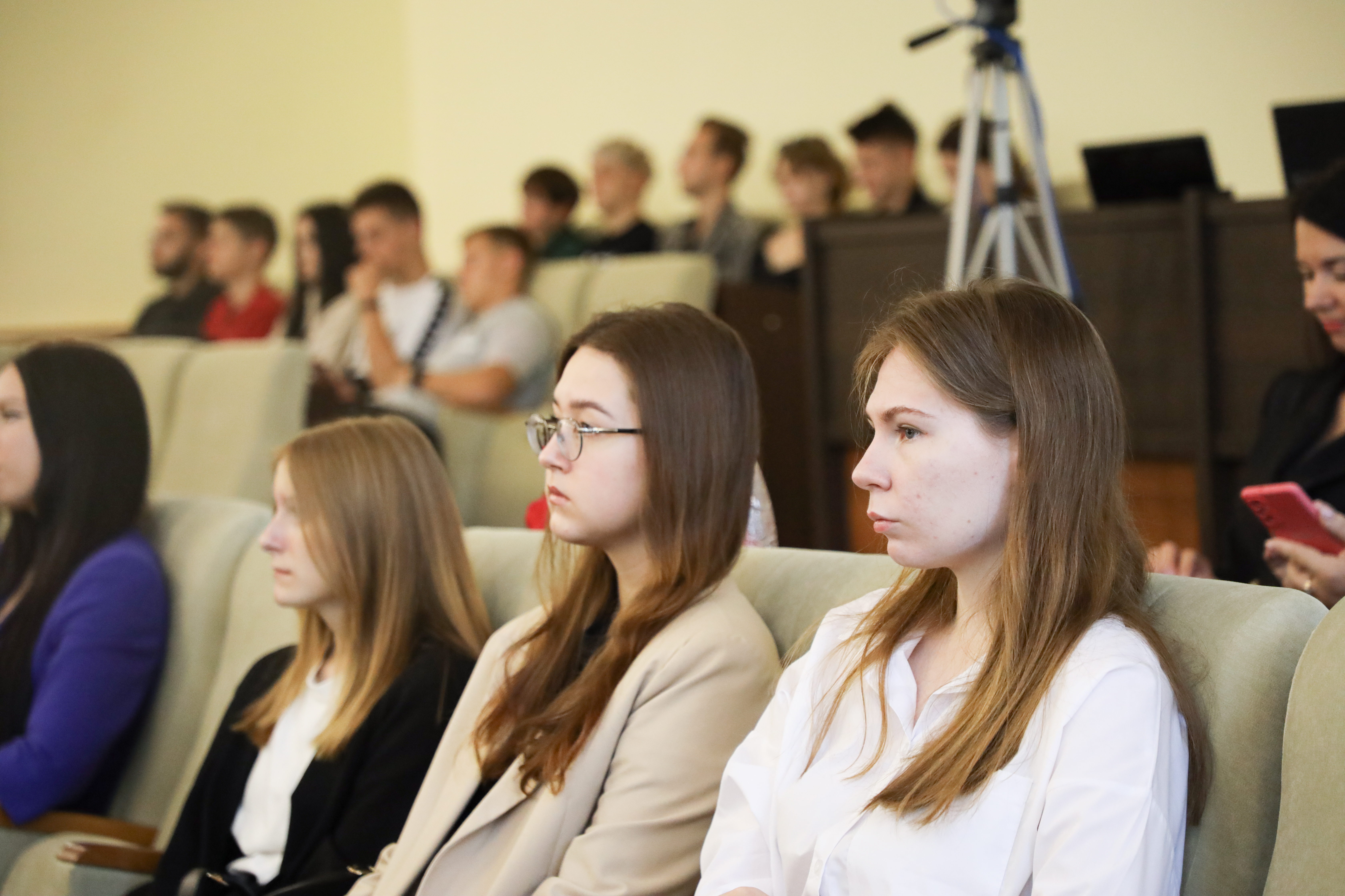 В ГрГУ имени Янки Купалы состоялся межрегиональный круглый стол «Народное единство – историческая справедливость или ответ на угрозы»