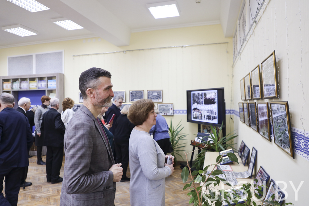 У ГрДУ імя Янкі Купалы адбылося адкрыццё выставы «Я – Купалавец»