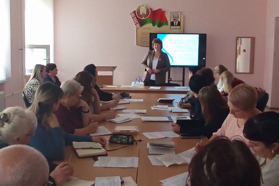 Преподаватель Купаловского университета провела семинар для педагогов из Вороновщины