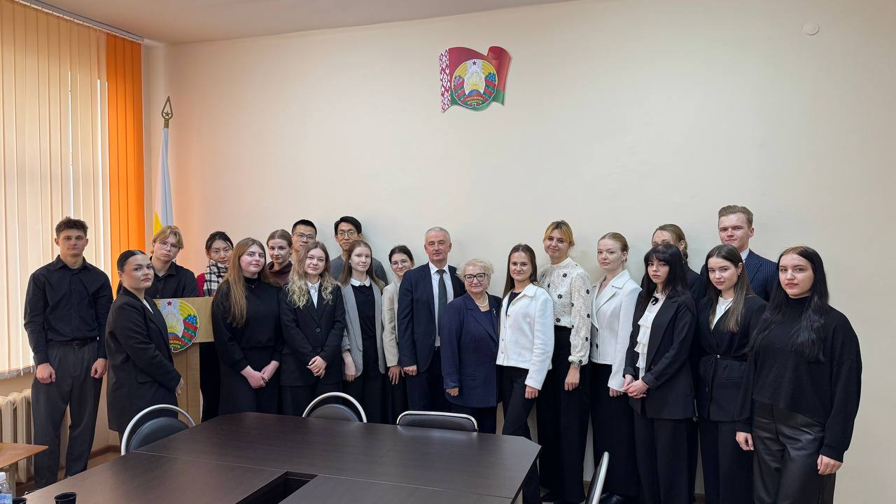 В ГрГУ имени Янки Купалы прошла онлайн-встреча, посвященная борьбе с наркопреступлениями