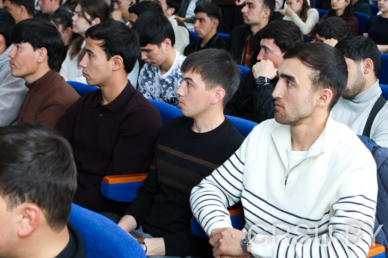 В ГрГУ имени Янки Купалы прошла встреча с первокурсниками-иностранцами по вопросам законодательства и безопасности
